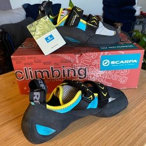 BRAND NEW Scarpa Climbing Shoes